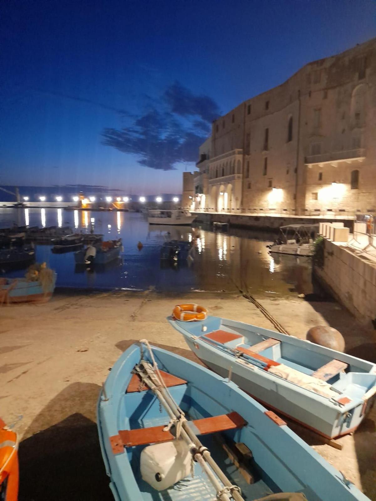 הוילה מונופולי Casa Tra Borgo E Mare מראה חיצוני תמונה