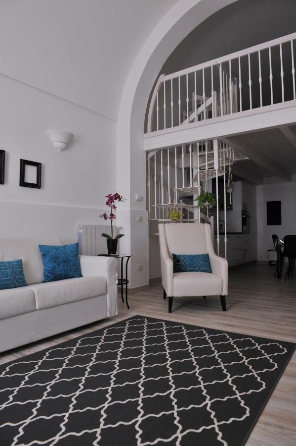 הוילה מונופולי Casa Tra Borgo E Mare מראה חיצוני תמונה